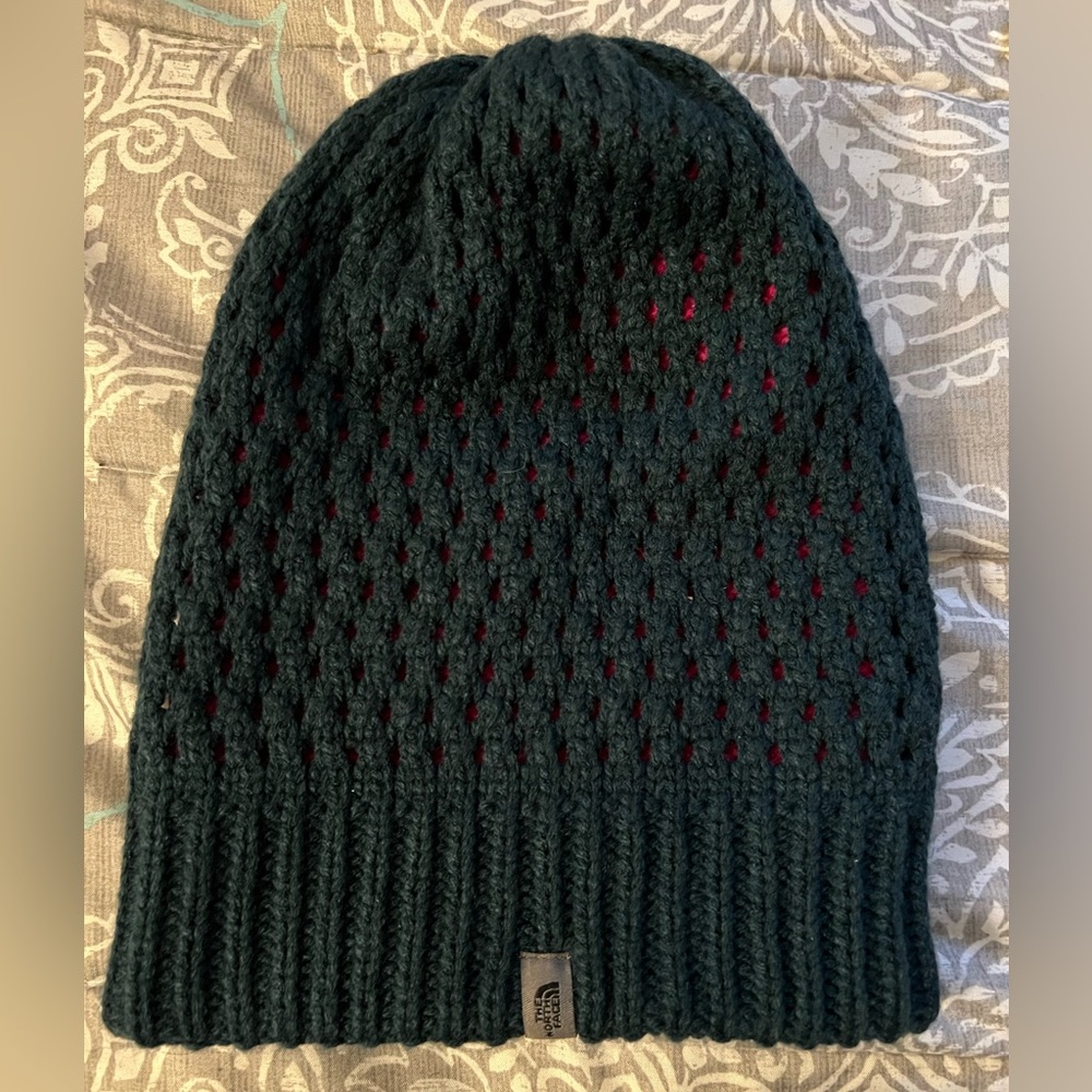 Northface slouchy beanie-turquoise & hot pink